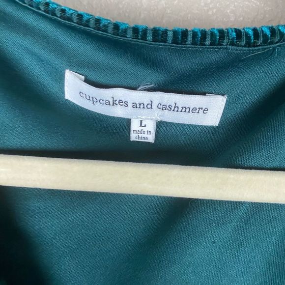 Cupcakes and Cashmere Caden Velvet Ribbed Romper - Picture 7 of 8